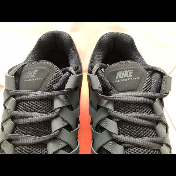 Nike Lunar Fingertrap TR Black Anthracite New - Picture 4 of 6